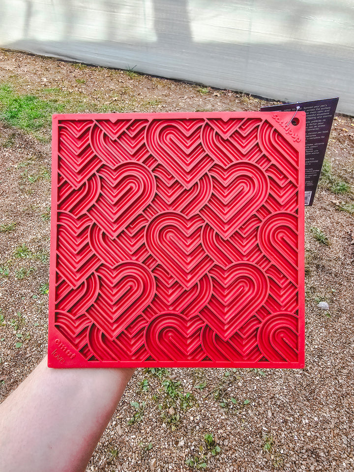 SodaPup Heart VDAY Design Enrichment Mat / S or L ❤️